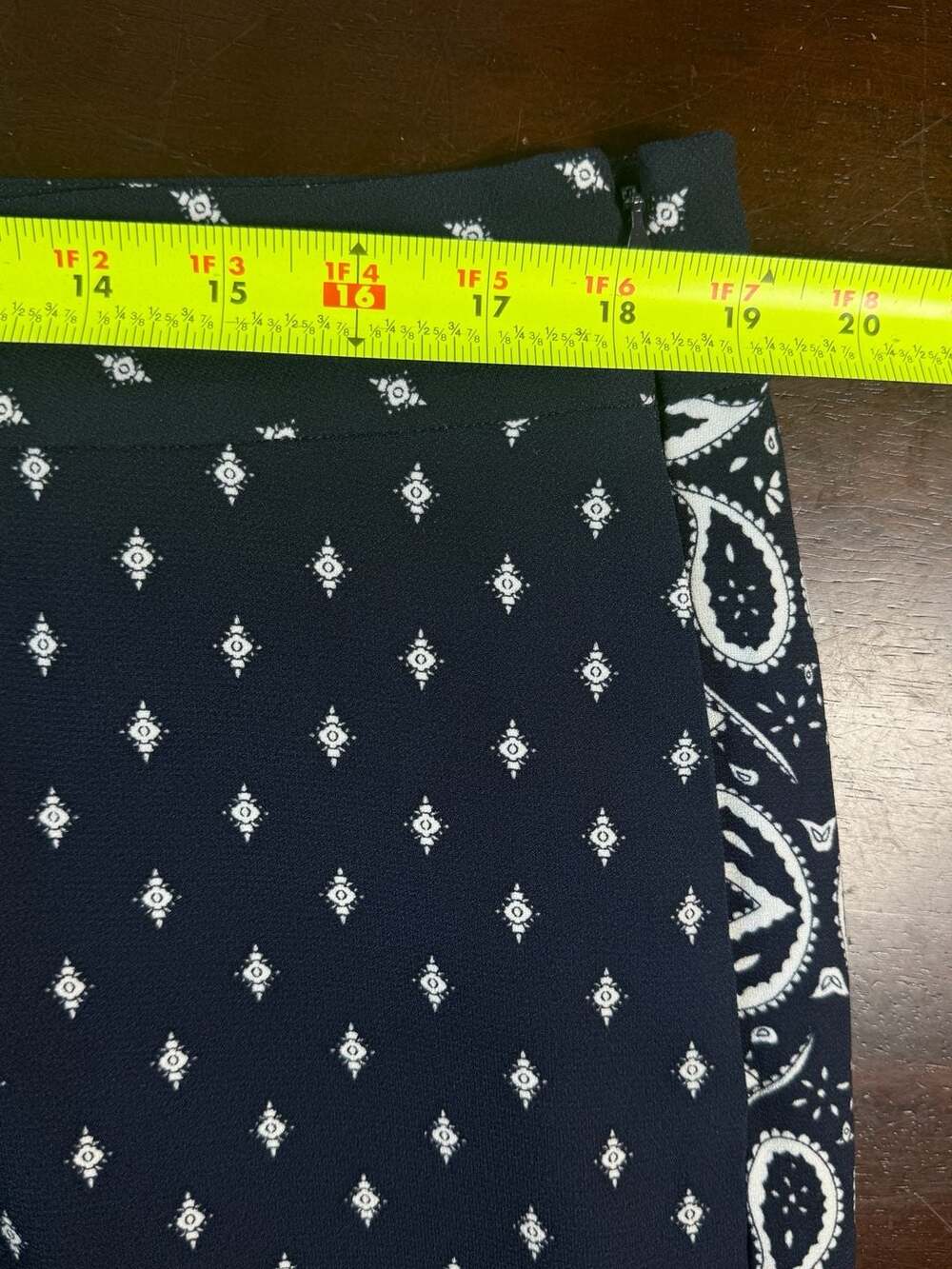 Cabi Track Star Trouser Navy Paisley Border Pants, Side Zip, 14 - Picture 7 of 9
